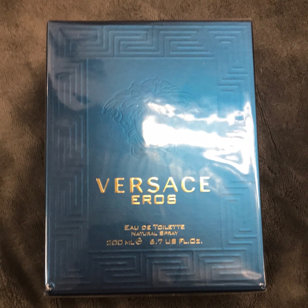 Versace Blue Eau de Toilette *Unopened